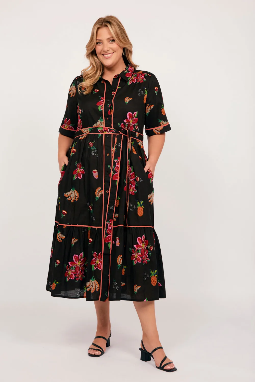 Ginette Maxi Dress in Tapestry Blooms Adrift