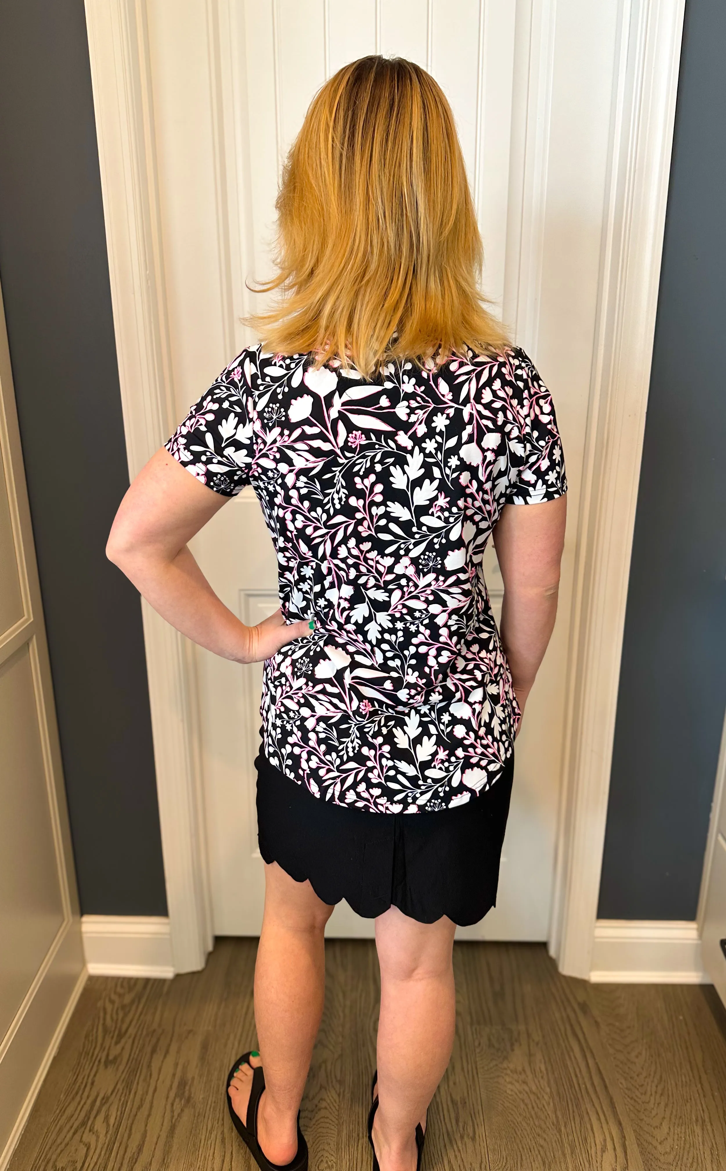 Lulu B Black Floral Short Sleeve Collar Top