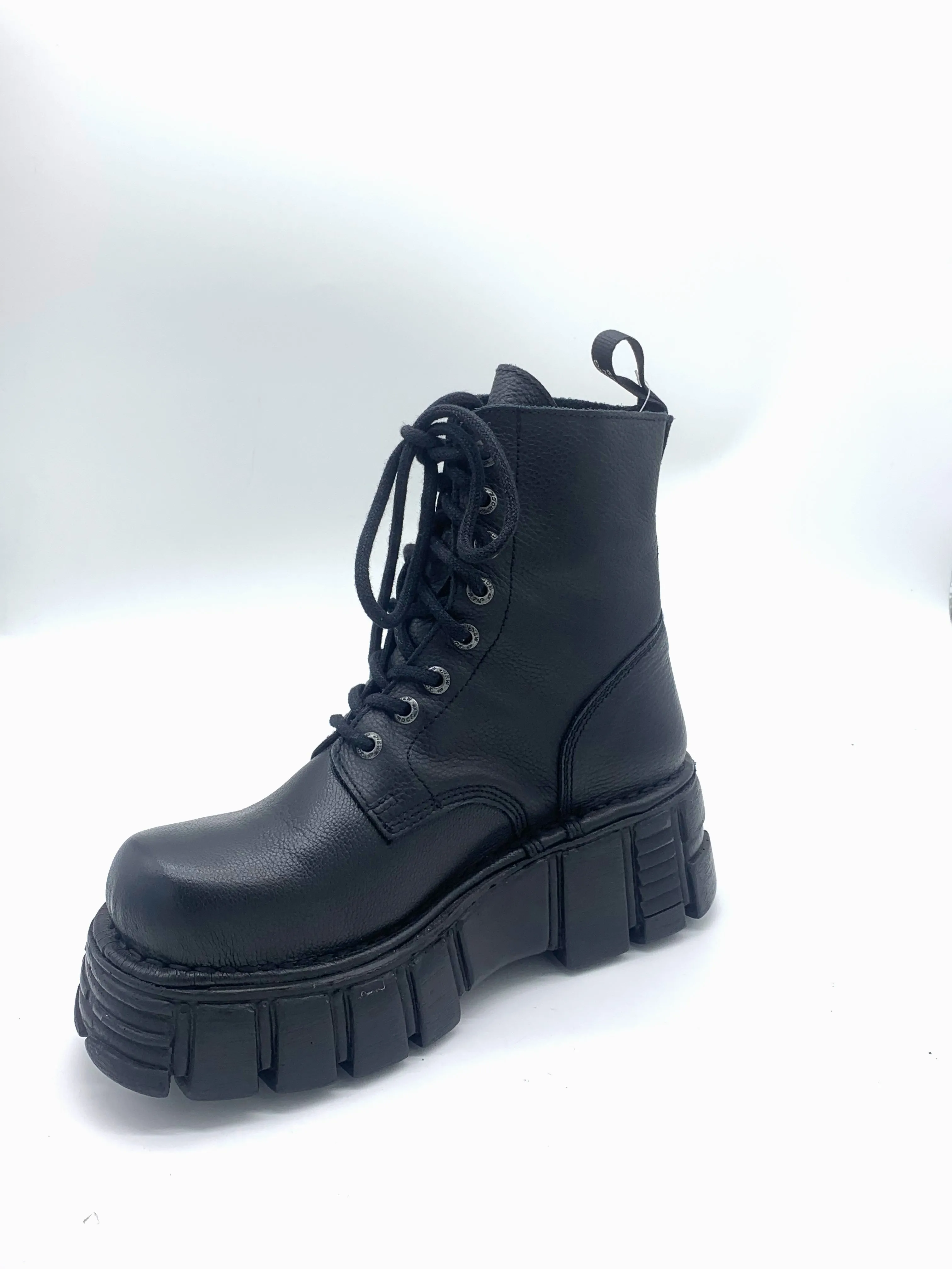 New Rock Boots Platform genuine leather 8 holes (soft, full-grain leather)