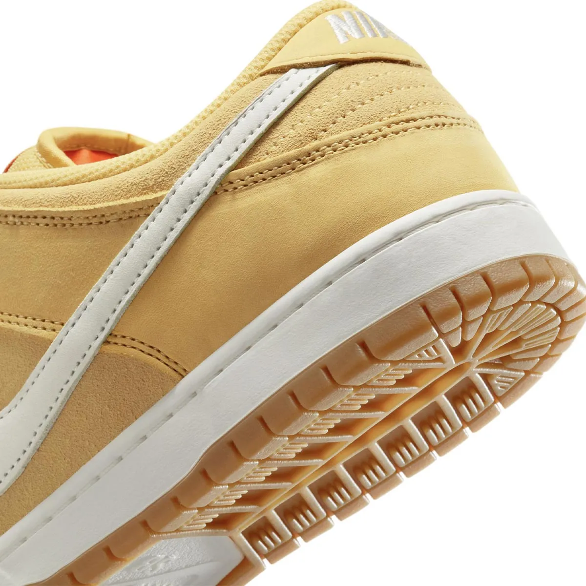 Nike SB - Dunk Low Pro Shoes Saturn Gold