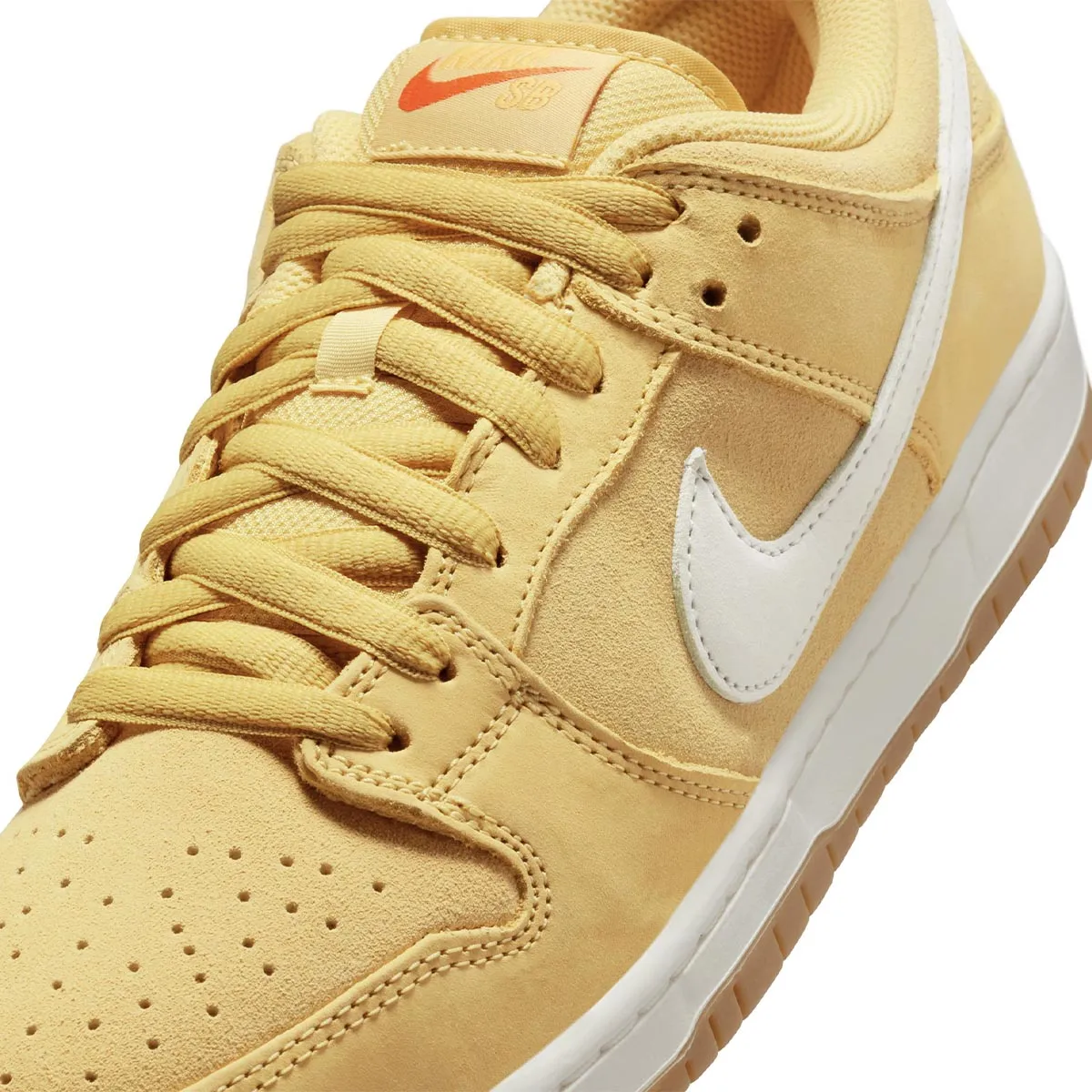 Nike SB - Dunk Low Pro Shoes Saturn Gold