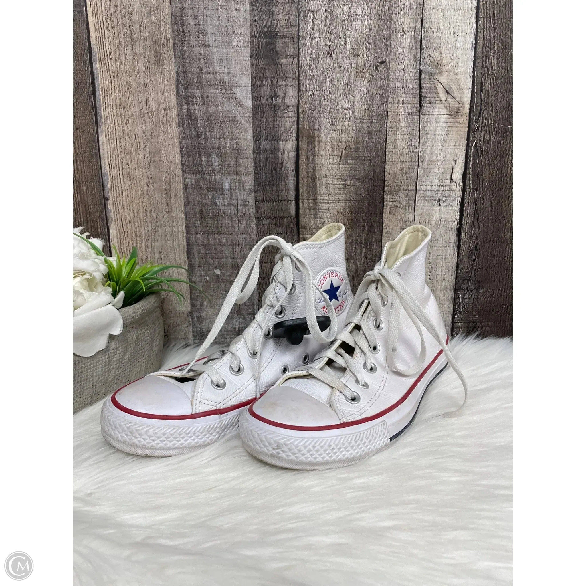 Shoes Athletic By Converse In White, Size: 7