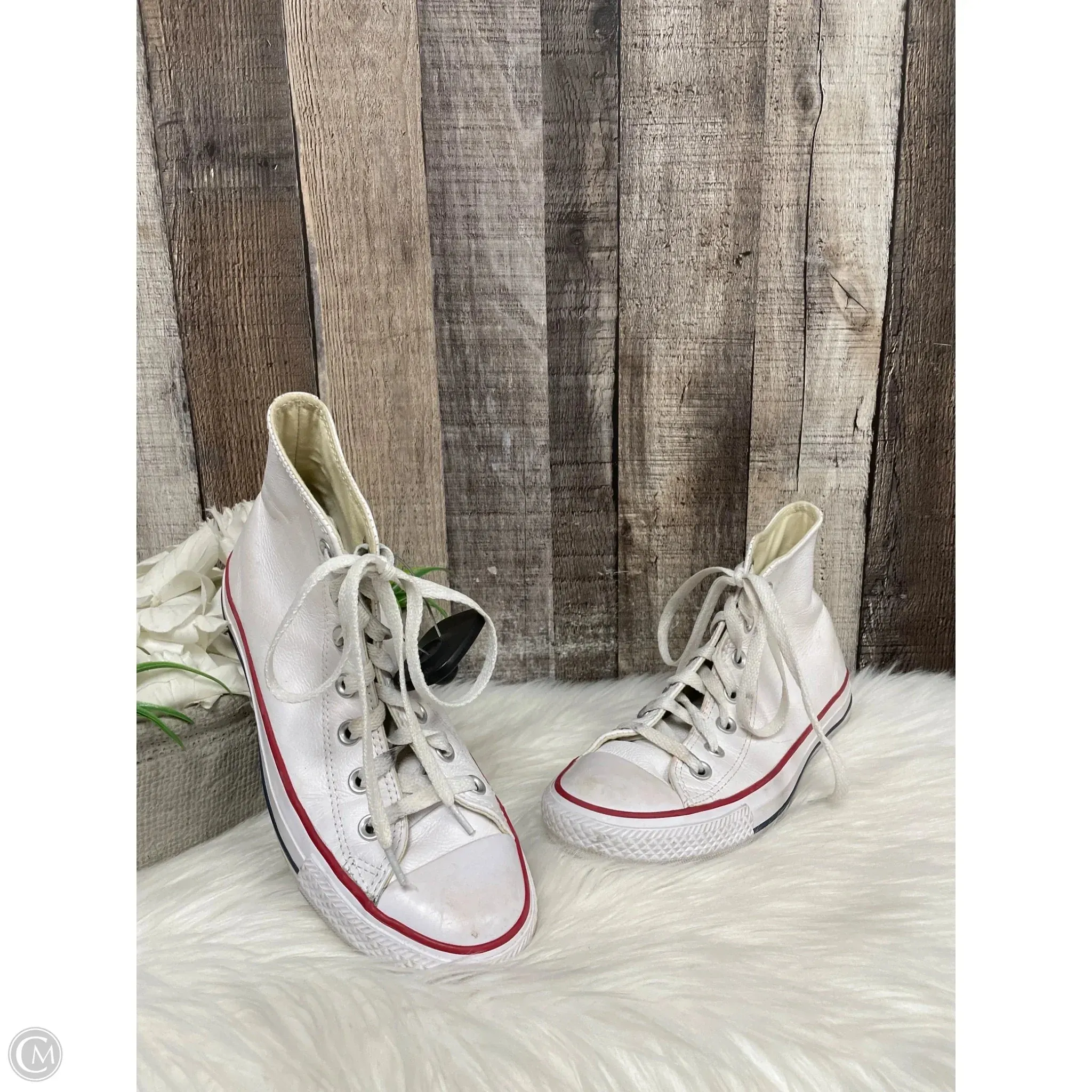 Shoes Athletic By Converse In White, Size: 7