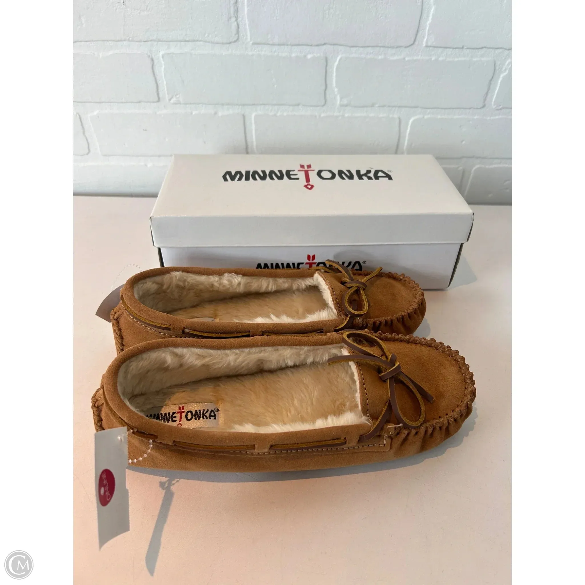 Shoes Athletic By Minnetonka In Brown, Size: 9