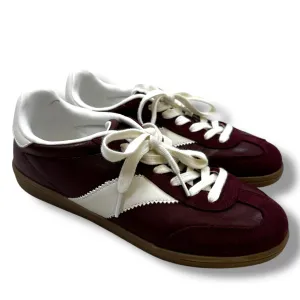 Shoes Athletic By Universal Thread In Maroon, Size: 8