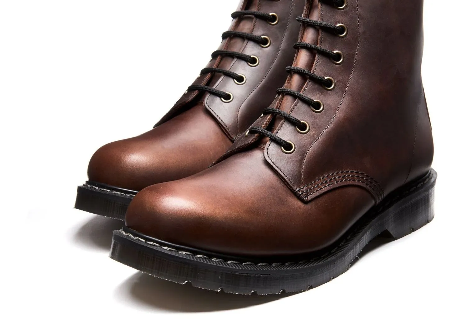 Solovair Shoes Shoes Boots Boots 8-Hole Leather Gaucho Crazy Horse Made in England