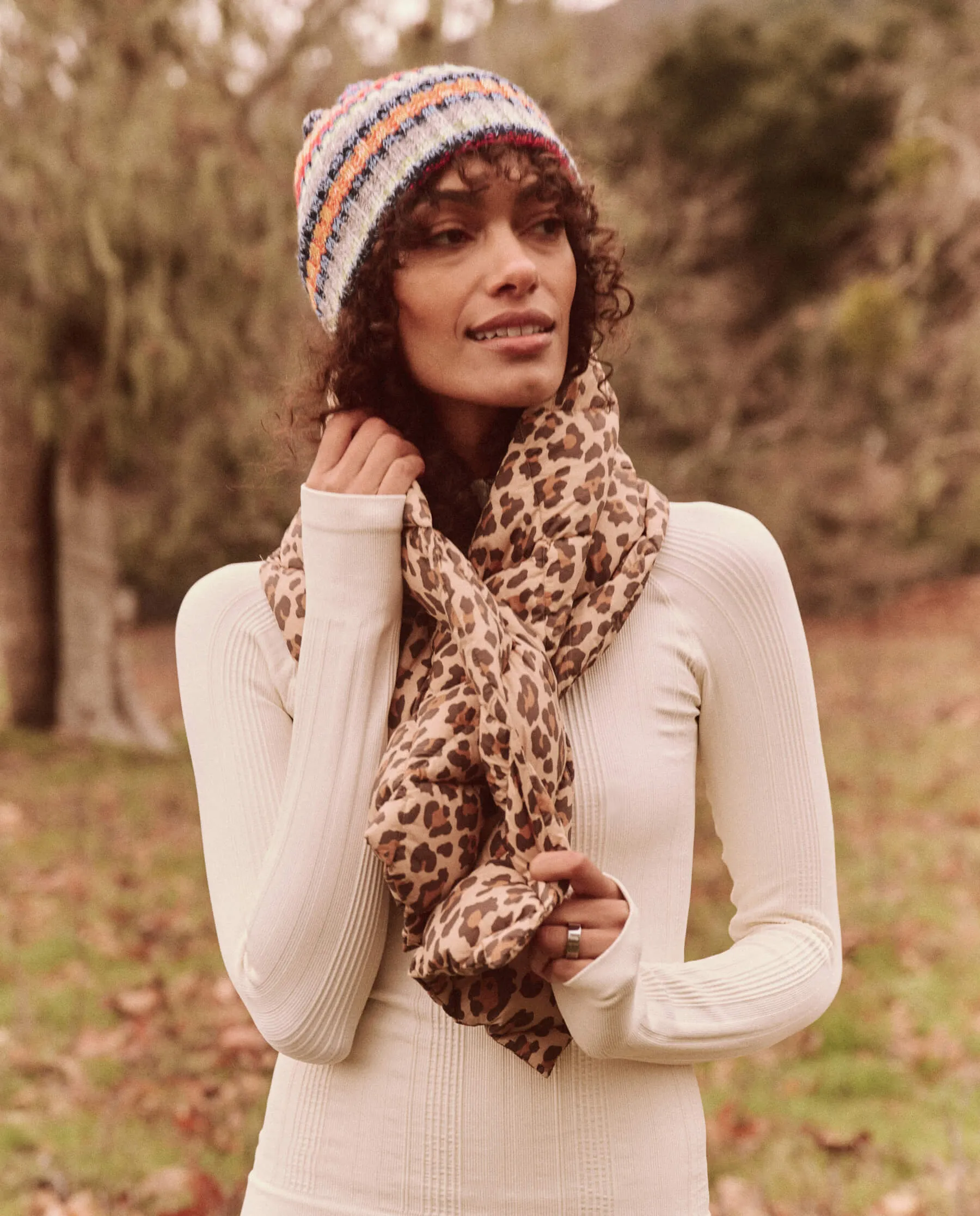 The Down Quilted Puffer Scarf. -- Snow Leopard The Great