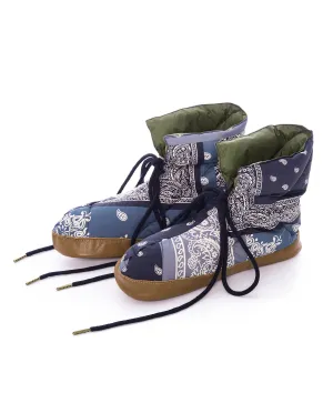 The Down Quilted Puffer Slipper. -- Patchwork Bandana and Evergreen The Great